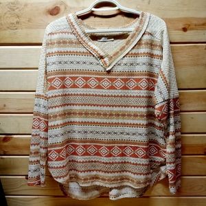 NWT Ces Femme Oversized Crochet Back 3/4 Length Sleeve V-Neck Shirt, Size Small
